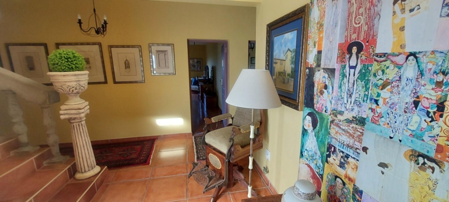 6 Bedroom Property for Sale in Cintsa East Eastern Cape